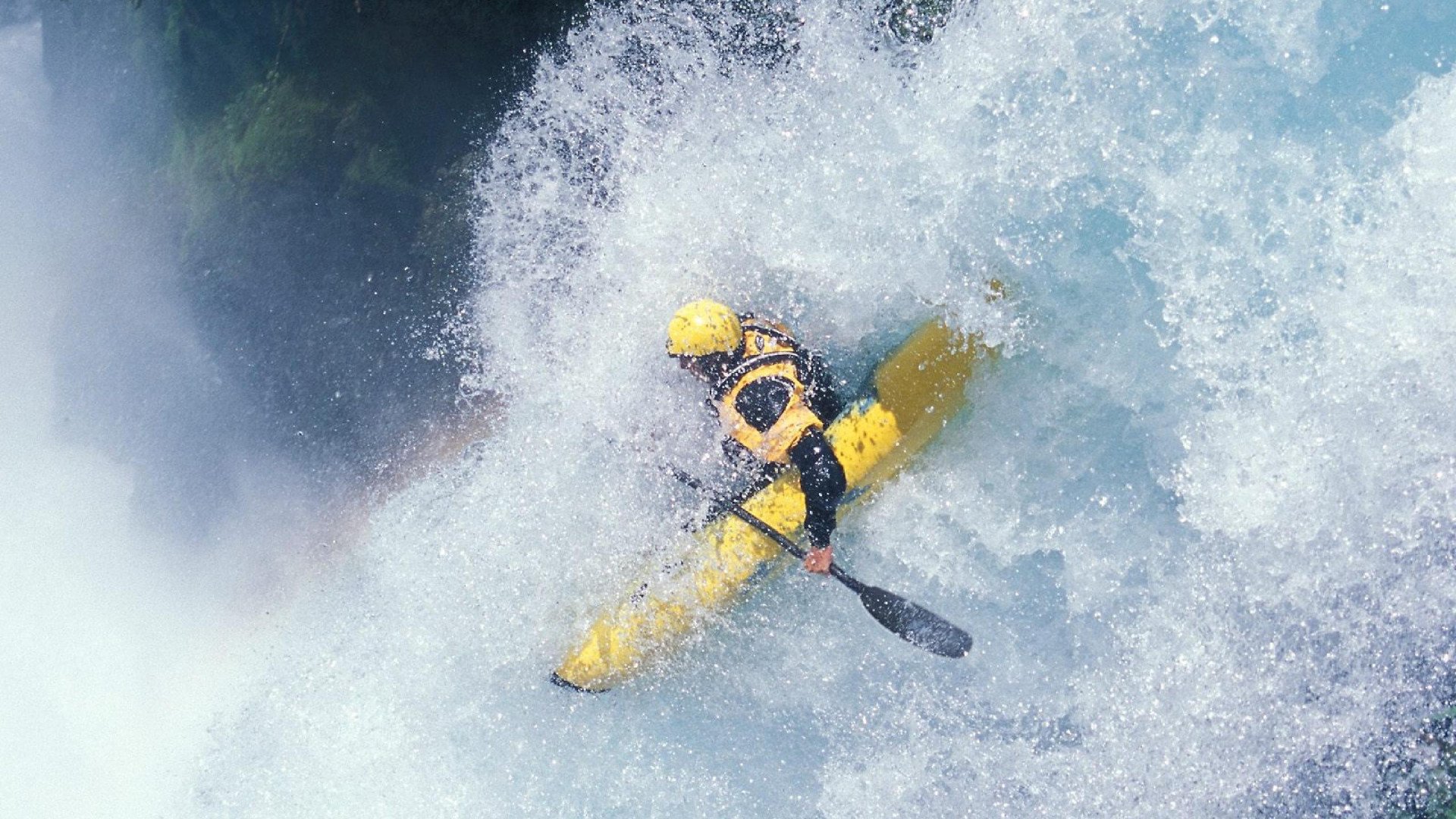 开云体育-金红逆流时，格列兹曼以孤胆英雄之姿，重写拿破仑的里昂回归夜